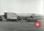 Immagine di Lancio simulato di tedesco A-4 missile Peenemunde Germania, 1943, secondo 10 filmato di repertorio 65675062546