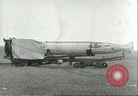 Immagine di Lancio simulato di tedesco A-4 missile Peenemunde Germania, 1943, secondo 11 filmato di repertorio 65675062546