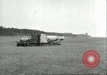 Immagine di Lancio simulato di tedesco A-4 missile Peenemunde Germania, 1943, secondo 25 filmato di repertorio 65675062546