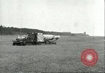 Immagine di Lancio simulato di tedesco A-4 missile Peenemunde Germania, 1943, secondo 26 filmato di repertorio 65675062546