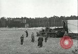 Immagine di Lancio simulato di tedesco A-4 missile Peenemunde Germania, 1943, secondo 48 filmato di repertorio 65675062546