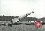 Immagine di Lancio simulato di tedesco A-4 missile Peenemunde Germania, 1943, secondo 59 filmato di repertorio 65675062546