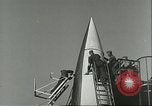 Standbild A-4 Raketen Peenemunde Deutschland, 1943, aus Sekunde 30 historischem Filmmaterial Videoclip 65675062548