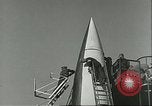 Standbild A-4 Raketen Peenemunde Deutschland, 1943, aus Sekunde 33 historischem Filmmaterial Videoclip 65675062548