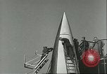 Standbild A-4 Raketen Peenemunde Deutschland, 1943, aus Sekunde 35 historischem Filmmaterial Videoclip 65675062548