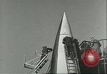 Standbild A-4 Raketen Peenemunde Deutschland, 1943, aus Sekunde 36 historischem Filmmaterial Videoclip 65675062548