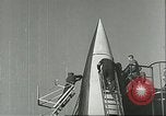 Standbild A-4 Raketen Peenemunde Deutschland, 1943, aus Sekunde 39 historischem Filmmaterial Videoclip 65675062548