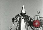 Standbild A-4 Raketen Peenemunde Deutschland, 1943, aus Sekunde 56 historischem Filmmaterial Videoclip 65675062548
