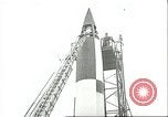 Standbild A-4 Rakete Ostvorpommern Deutschland, 1943, aus Sekunde 39 historischem Filmmaterial Videoclip 65675062549