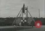Standbild A-4 Rakete Ostvorpommern Deutschland, 1943, aus Sekunde 45 historischem Filmmaterial Videoclip 65675062549