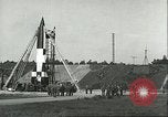 Standbild A-4 Rakete Peenemunde Deutschland, 1943, aus Sekunde 37 historischem Filmmaterial Videoclip 65675062550