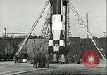 Standbild A-4 Rakete Peenemunde Deutschland, 1943, aus Sekunde 48 historischem Filmmaterial Videoclip 65675062550