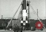 Standbild A-4 Rakete Peenemunde Deutschland, 1943, aus Sekunde 56 historischem Filmmaterial Videoclip 65675062550