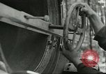 Standbild deutsche Techniker arbeiten an V-2 Rakete Antrieb Blizna Polen, 1944, aus Sekunde 62 historischem Filmmaterial Videoclip 65675062554