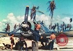 Immagine di Soldati statunitensi Tarawa Isole Gilbert, 1944, secondo 4 filmato di repertorio 65675062564