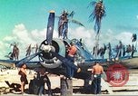 Immagine di Soldati statunitensi Tarawa Isole Gilbert, 1944, secondo 9 filmato di repertorio 65675062564