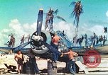 Immagine di Soldati statunitensi Tarawa Isole Gilbert, 1944, secondo 18 filmato di repertorio 65675062564