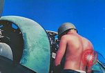Immagine di Soldati statunitensi Tarawa Isole Gilbert, 1944, secondo 21 filmato di repertorio 65675062564