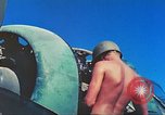 Immagine di Soldati statunitensi Tarawa Isole Gilbert, 1944, secondo 24 filmato di repertorio 65675062564