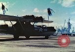 Immagine di Soldati statunitensi Tarawa Isole Gilbert, 1944, secondo 57 filmato di repertorio 65675062564