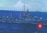 Immagine di Cacciatorpediniere USS Frazier DD-607 Tarawa Isole Gilbert, 1944, secondo 4 filmato di repertorio 65675062566