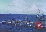 Immagine di Cacciatorpediniere USS Frazier DD-607 Tarawa Isole Gilbert, 1944, secondo 7 filmato di repertorio 65675062566
