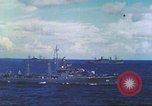 Immagine di Cacciatorpediniere USS Frazier DD-607 Tarawa Isole Gilbert, 1944, secondo 11 filmato di repertorio 65675062566