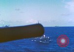 Immagine di Cacciatorpediniere USS Frazier DD-607 Tarawa Isole Gilbert, 1944, secondo 19 filmato di repertorio 65675062566