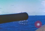 Immagine di Cacciatorpediniere USS Frazier DD-607 Tarawa Isole Gilbert, 1944, secondo 23 filmato di repertorio 65675062566