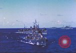 Immagine di Cacciatorpediniere USS Frazier DD-607 Tarawa Isole Gilbert, 1944, secondo 31 filmato di repertorio 65675062566