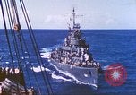 Immagine di Cacciatorpediniere USS Frazier DD-607 Tarawa Isole Gilbert, 1944, secondo 47 filmato di repertorio 65675062566