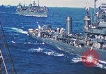 Immagine di Cacciatorpediniere USS Frazier DD-607 Tarawa Isole Gilbert, 1944, secondo 55 filmato di repertorio 65675062566