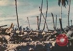 Immagine di Soldati statunitensi Tarawa Isole Gilbert, 1944, secondo 5 filmato di repertorio 65675062567