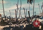 Immagine di Soldati statunitensi Tarawa Isole Gilbert, 1944, secondo 9 filmato di repertorio 65675062567