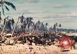 Immagine di Soldati statunitensi Tarawa Isole Gilbert, 1944, secondo 27 filmato di repertorio 65675062567
