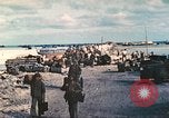 Immagine di Soldati statunitensi Tarawa Isole Gilbert, 1944, secondo 34 filmato di repertorio 65675062567