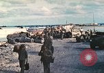 Immagine di Soldati statunitensi Tarawa Isole Gilbert, 1944, secondo 35 filmato di repertorio 65675062567