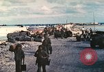 Immagine di Soldati statunitensi Tarawa Isole Gilbert, 1944, secondo 36 filmato di repertorio 65675062567