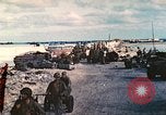 Immagine di Soldati statunitensi Tarawa Isole Gilbert, 1944, secondo 40 filmato di repertorio 65675062567