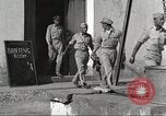 Immagine di I piloti della 332 Gruppo Caccia fuori di testa su una missione Termoli Italia, 1944, secondo 6 filmato di repertorio 65675062599