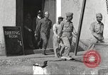 Immagine di I piloti della 332 Gruppo Caccia fuori di testa su una missione Termoli Italia, 1944, secondo 11 filmato di repertorio 65675062599