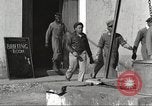 Immagine di I piloti della 332 Gruppo Caccia fuori di testa su una missione Termoli Italia, 1944, secondo 14 filmato di repertorio 65675062599