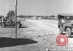 Immagine di I piloti della 332 Gruppo Caccia fuori di testa su una missione Termoli Italia, 1944, secondo 21 filmato di repertorio 65675062599