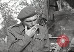 Standbild britischen Offiziere Orsogna Italien, 1943, aus Sekunde 43 historischem Filmmaterial Videoclip 65675062603