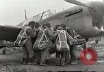Standbild Negro 99 Ausübung Geschwader der 332 Fighter Group Orsogna Italien, 1943, aus Sekunde 32 historischem Filmmaterial Videoclip 65675062604