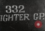 Standbild 332 Fighter Group mission Briefing Termoli Italien, 1944, aus Sekunde 1 historischem Filmmaterial Videoclip 65675062607