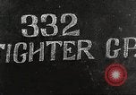 Standbild 332 Fighter Group mission Briefing Termoli Italien, 1944, aus Sekunde 37 historischem Filmmaterial Videoclip 65675062607