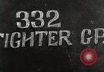 Standbild 332 Fighter Group mission Briefing Termoli Italien, 1944, aus Sekunde 40 historischem Filmmaterial Videoclip 65675062607