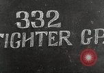 Standbild 332 Fighter Group mission Briefing Termoli Italien, 1944, aus Sekunde 49 historischem Filmmaterial Videoclip 65675062607