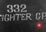 Standbild 332 Fighter Group mission Briefing Termoli Italien, 1944, aus Sekunde 50 historischem Filmmaterial Videoclip 65675062607